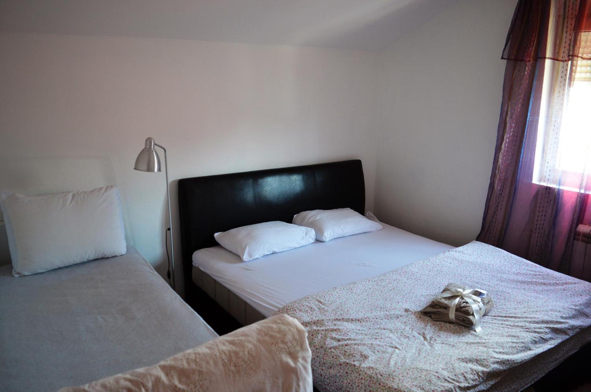 House Of Peace Hotell Podgorica Exteriör bild